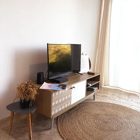 Tradition Corse & Modernite I Caseddi Di Barabe A Cantina *