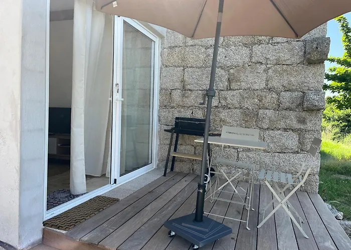 Tradition Corse & Modernite I Caseddi Di Barabe A Cantina