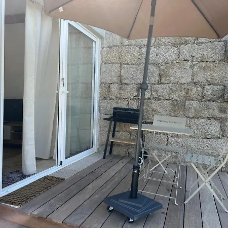 Tradition Corse & Modernite I Caseddi Di Barabe A Cantina